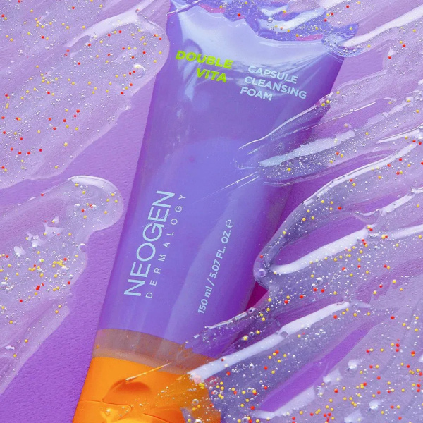 Гель-пенка для умывания с витаминами Neogen Dermalogy Double Vita Capsule Cleansing Foam 150мл